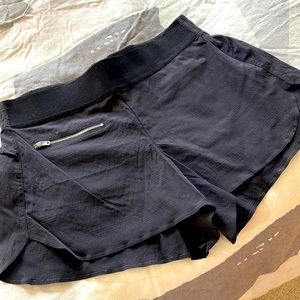 Black formal short with pockets